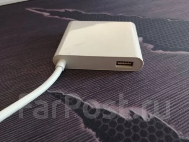 Huawei MateBook. 12", 3����, ��� 8 ��, ���� 512���, WiFi: 1, Bluetooth: 1, ����������� �� 10��. ����