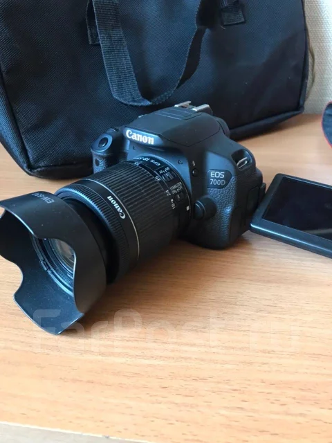 Canon EOS 700D ����