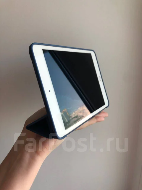 Apple iPad Mini 4 ����