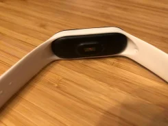 Xiaomi Mi Band 3. IP68 ����