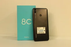 Honor 8C. �����, 32 ��, ������, 3G, 4G LTE, Dual-SIM ����