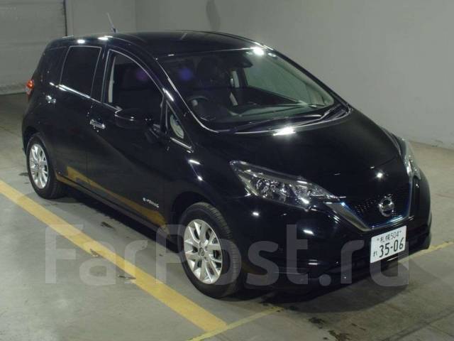 Ниссан ноте без пробега владивосток. Nissan Note 2018 гибрид 4 ВД. Ниссан ноут гибрид с правым рулем фото