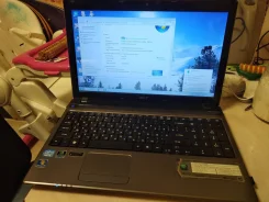 Acer Aspire 5750G. 15.6", 2,3����, ��� 8 ��, ���� 500���, WiFi, ����������� �� 5��.