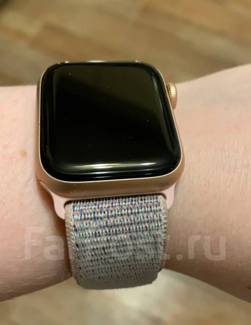 Apple Watch Series 4 ����