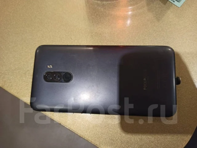 Xiaomi Pocophone F1. �/�, ������, 3G, 4G LTE, Dual-SIM ����