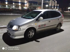 Nissan Tino. ��������, ��������, 2.0 (145��.�.), ������, 285 000����. �� ����