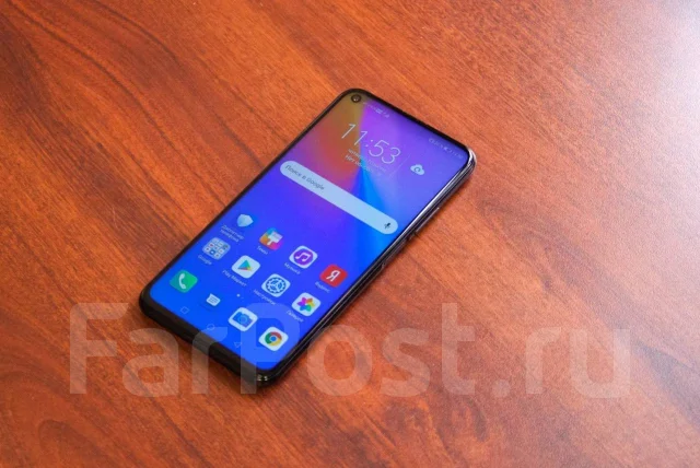 Honor 20. �����, ������, 4G LTE, NFC ����