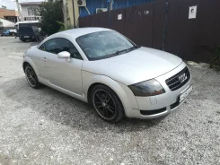 Audi TT ����