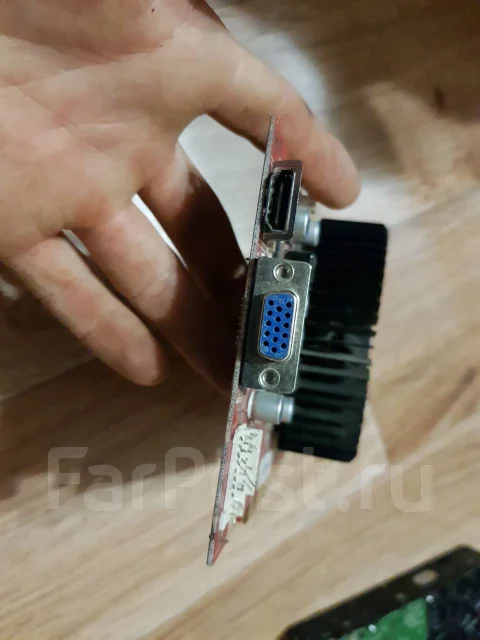 GeForce 9800 GT ����