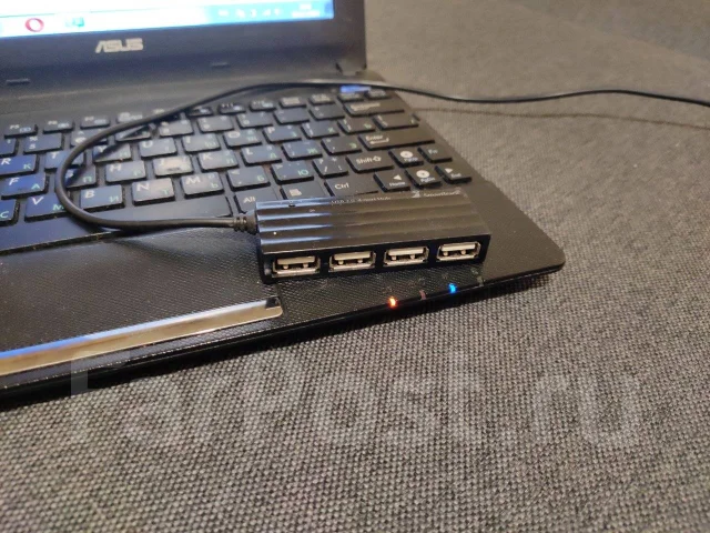 Asus Eee PC X101CH. 10.1", 1,6����, ��� 1024 ��, ���� 320���, WiFi: 1, ����������� �� 1��. ����