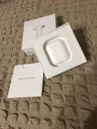 Apple AirPods ����
