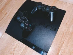 Sony PlayStation 3 Slim ����