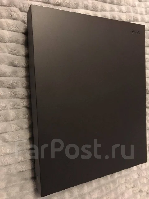 Microsoft Xbox One X ����