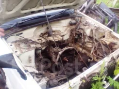 Subaru Leone. AA2, EA71 ����