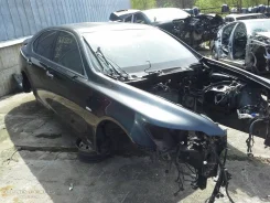 Lexus LS460 ����