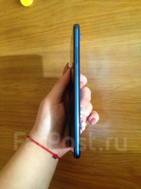 Honor View 20. �/�, �����, 3G, 4G LTE, Dual-SIM, ����������, NFC ����