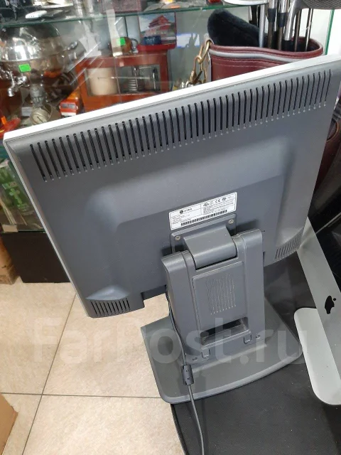 Atec. 15" ����