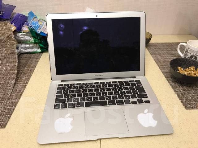 Apple MacBook Air 13 2012 Mid. 13", 1,8,  4 ,  128, WiFi, Bluetooth,   5. 