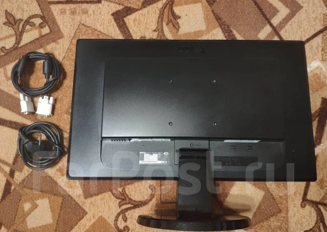 BenQ. 24" ����