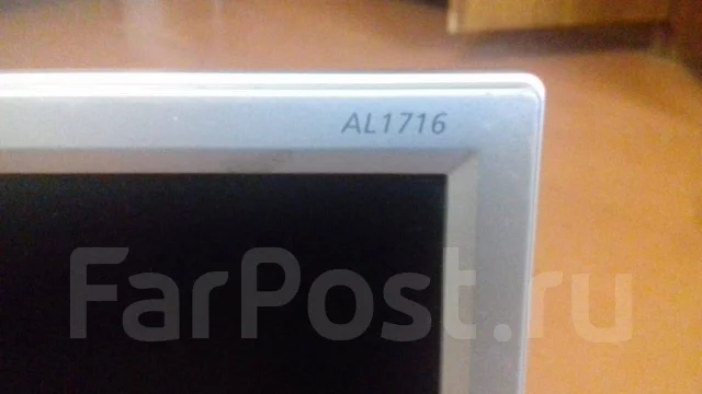Acer. 17" ����