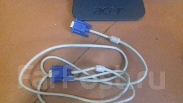 Acer. 17" ����