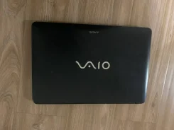 Sony VAIO SVF152C29V. 15.6", 1,8����, ��� 4 ��, ���� 120���, WiFi, Bluetooth, ����������� �� 8��. ����