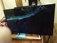Sony KDL-40R553. LED ����