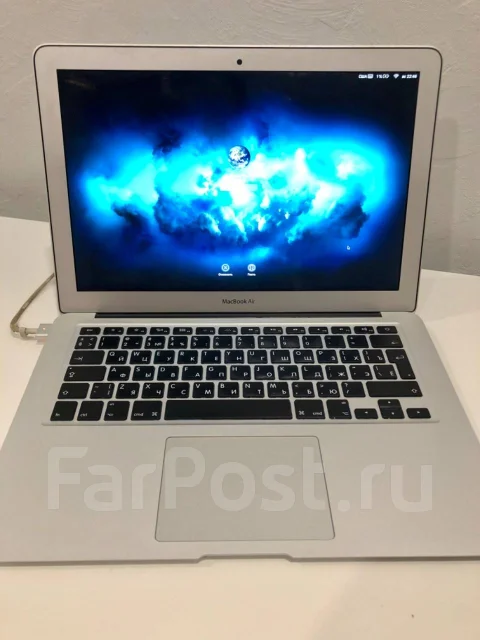 Apple MacBook Air 13 2013 Mid MD760. 13", 1,3����, ��� 64 �� � ������, ���� 128���, WiFi: 1, Bluetooth: 1, ����������� �� 10��. ����