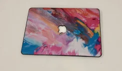 Apple MacBook Air 13 2013 Mid MD760. 13", 1,3����, ��� 64 �� � ������, ���� 128���, WiFi, Bluetooth, ����������� �� 10��. ����