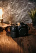 Canon EOS 5D Mark II Body. 20 � ����� ��, ���: ��� ���� ����