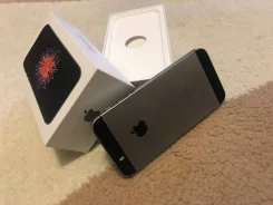 Apple iPhone SE. �/�, 32 �� ����