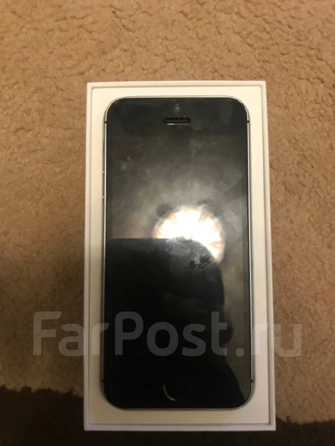Apple iPhone SE. �/� ����