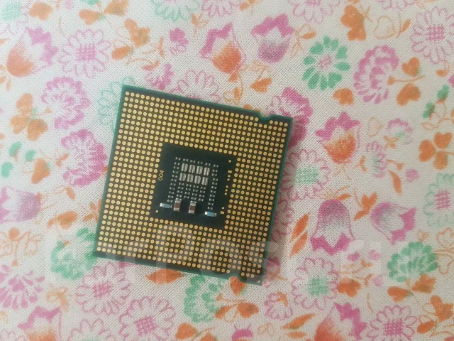Intel Core 2 Duo E7600 ����
