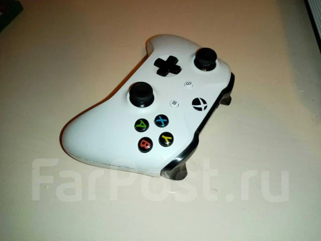 Microsoft Xbox One S ����