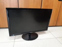 Samsung. 24" ����
