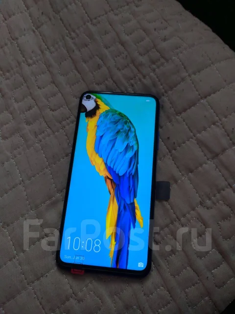 Honor 20. �����, ������, 4G LTE, NFC ����