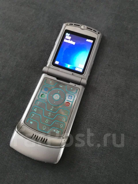 Motorola RAZR V3. �/� ����