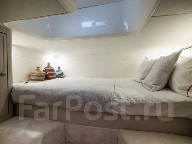 Fairline. ����� 9,99��., ��������� ������������, 860��.�., ������. ��� ����� �� ������������ ����