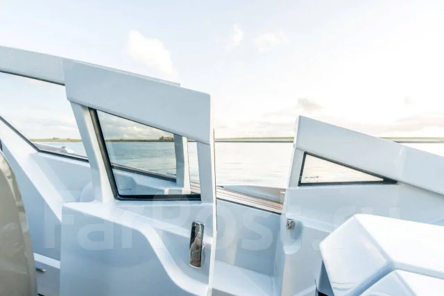 Fairline. ����� 9,99��., ��������� ������������, 860��.�., ������. ��� ����� �� ������������ ����