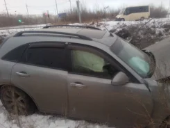Infiniti FX45 ����