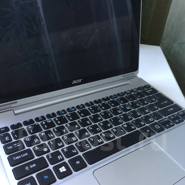 Acer Aspire Switch 10. WiFi: 1, Bluetooth: 1 ����