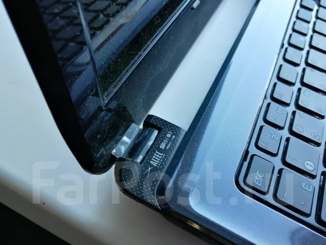 Asus A42F. 14", 2,2����, ��� 4 ��, ���� 320���, WiFi: 1, ����������� �� 1��. ����