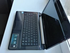 Asus A42F. 14", 2,2����, ��� 4 ��, ���� 320���, WiFi, ����������� �� 1��. ����