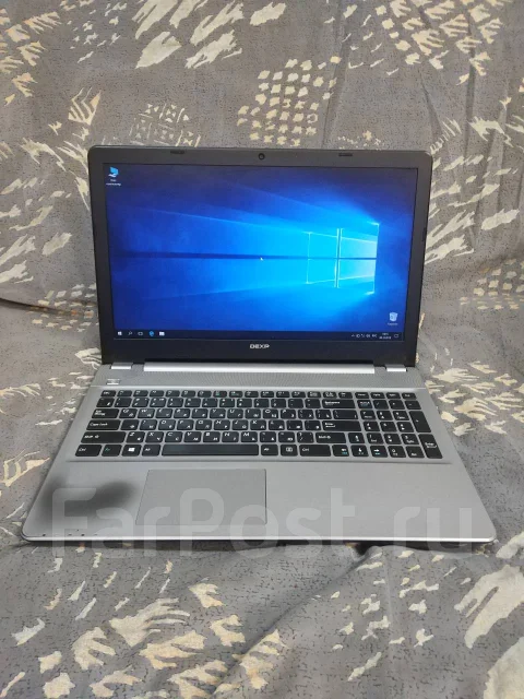 DEXP Atlas H139. 15.6", 2����, ���� 500���, WiFi: 1, Bluetooth: 1, ����������� �� 4��. ����