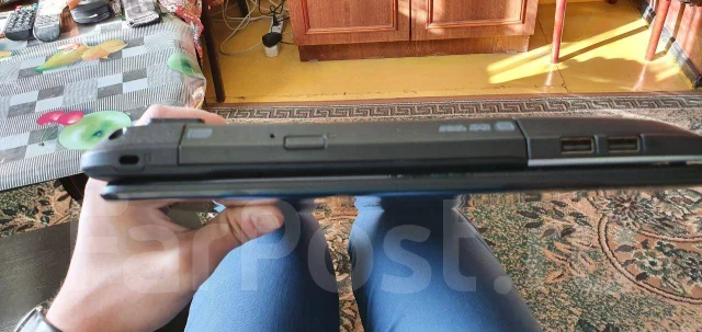 Acer Aspire E1-521. 15.6", 1,7����, ��� 2048 ��, ���� 320���, WiFi: 1 ����
