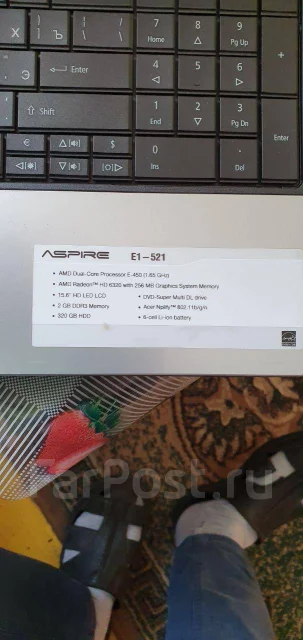 Acer Aspire E1-521. 15.6", 1,7����, ��� 2048 ��, ���� 320���, WiFi: 1 ����