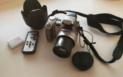 Sony Cyber-shot DSC-H9. 8 - 8.9 ��, ���: 14� � ����� ����