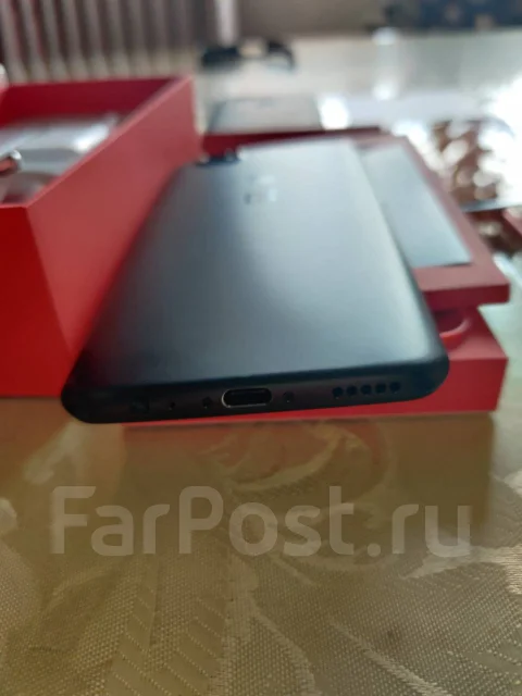 OnePlus 5T. �/�, ������, 4G LTE, Dual-SIM, NFC ����
