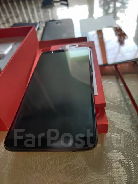 OnePlus 5T. �/�, ������, 4G LTE, Dual-SIM, NFC ����