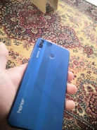 Honor 8X. �/�, 64 ��, �����, 3G, 4G LTE, Dual-SIM, NFC